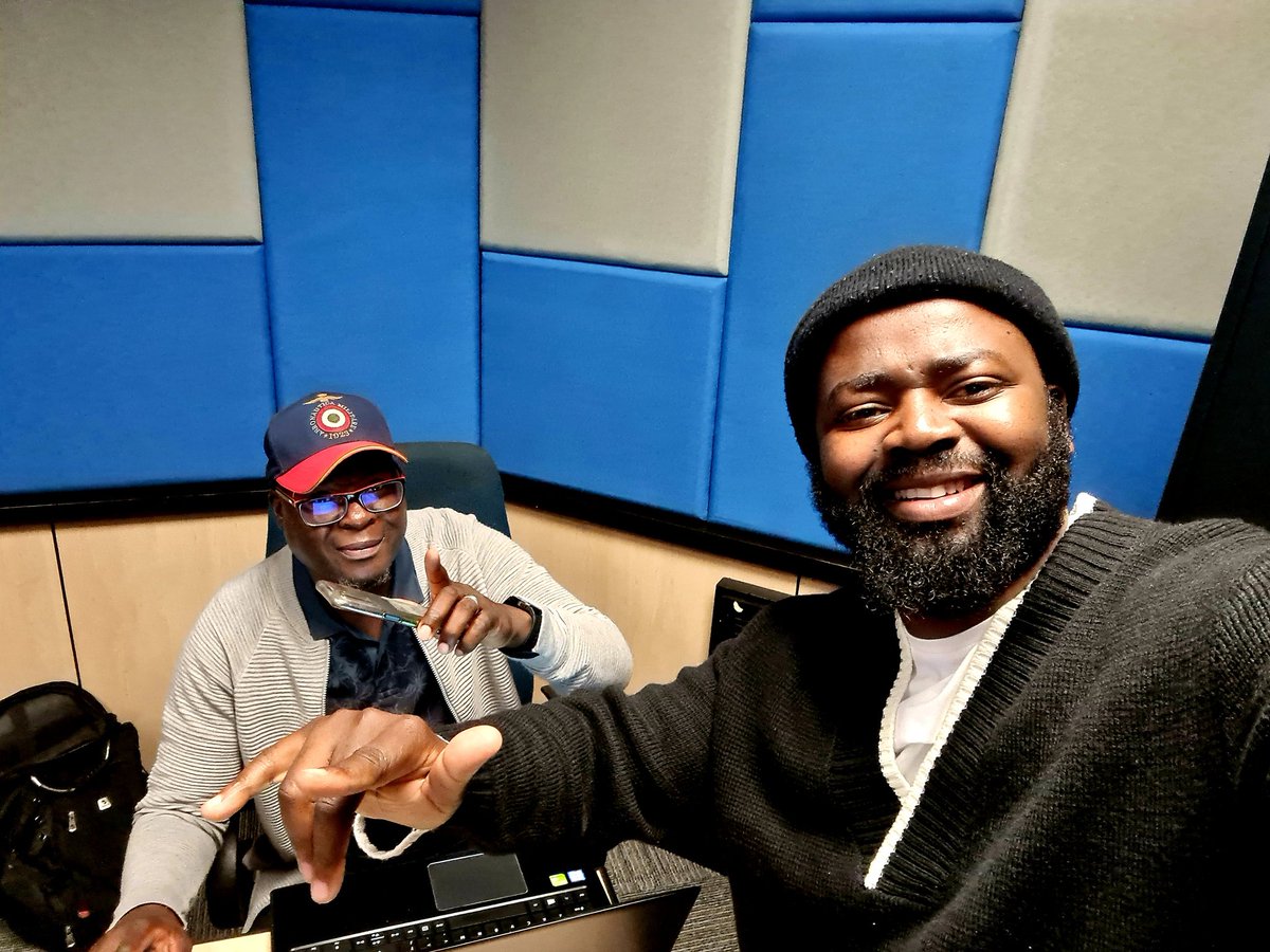 Terrimudau's tweet photo. Vhandilani6to9am live from 100KE Masinga Road in Durban with Terry the Big Dude on phalaphala FM.💯🎶🎵🔥🔥🔥

@Phalaphala https://t.co/wxzER2KBKb
