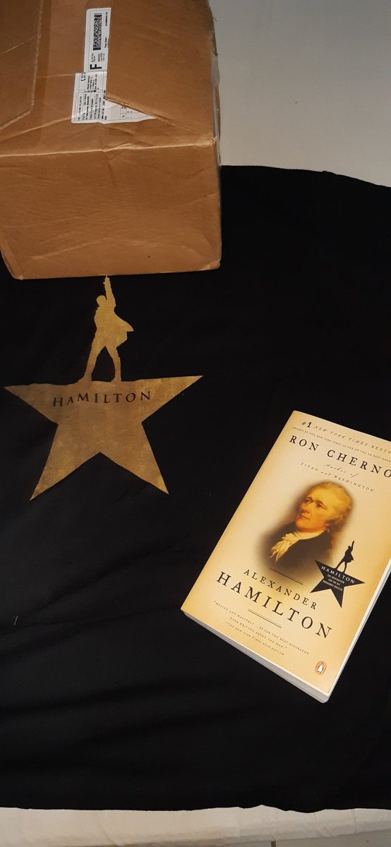 HamilFansWorld's tweet image. It's finally here and I'm sooooo happy 😭🙏🏽😍💛⭐

@HamiltonMusical