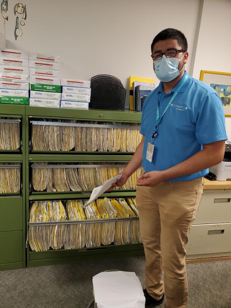 Thank you Armando Parra for helping out in the <a href="/UIHealth/">UI Health</a> Andrology lab. We are very grateful for you🥳🎊<a href="/thisisUIC/">University of Illinois Chicago</a> <a href="/UICnursing/">UIC Nursing</a> <a href="/UICPharm/">UIC Retzky College of Pharmacy</a> @UICHonors <a href="/UIC_HCOE/">UIC HCOE</a> <a href="/UIClife/">University of Illinois Chicago Student Affairs</a> <a href="/uicwise/">UIC WISE</a> <a href="/UICBrownCoat/">UIC EM Residency</a> <a href="/UICCSI/">UICCSI</a> <a href="/UICReady/">UIC Ready</a> <a href="/uicpublichealth/">UIC School of Public Health</a> <a href="/UICDom/">University of Illinois Department of Medicine</a> <a href="/UICancerCenter/">University of Illinois Cancer Center</a> <a href="/ChildrensHosUIC/">CHUI</a> <a href="/UICHealthRRTC/">UIC Health & MH RRTC</a>