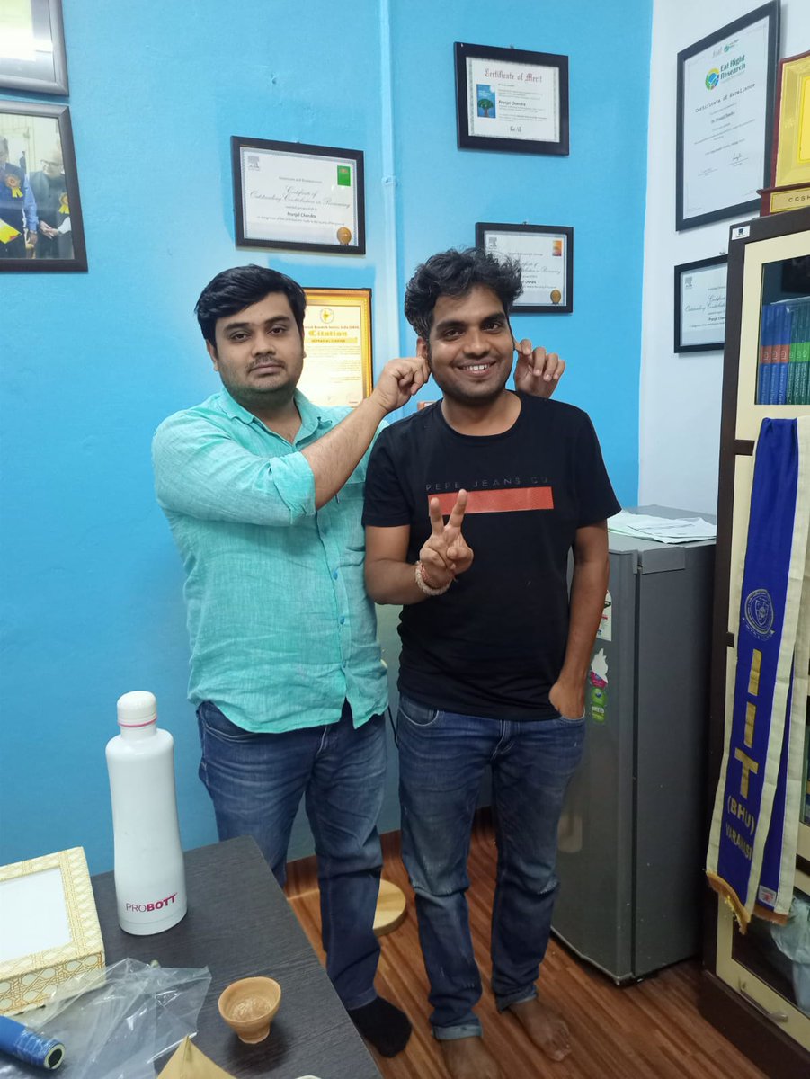 PranjalChandra_'s tweet photo. A great journey with ups and downs reaches the final conclusion today.😀🥰😍Very happy that RAHUL KUMAR 🥳✌️🤩😍 submitted his #PhD Thesis 📕 today. 🏆🥇FIFTH PhD 🏆🥇 is out from my Lab https://t.co/xXmiNVPY5Z in collaboration with Prof. V.K Dubey🥇🎯🎯 Well done my BOY🎯🥰 https://t.co/IUAZkoOpMP