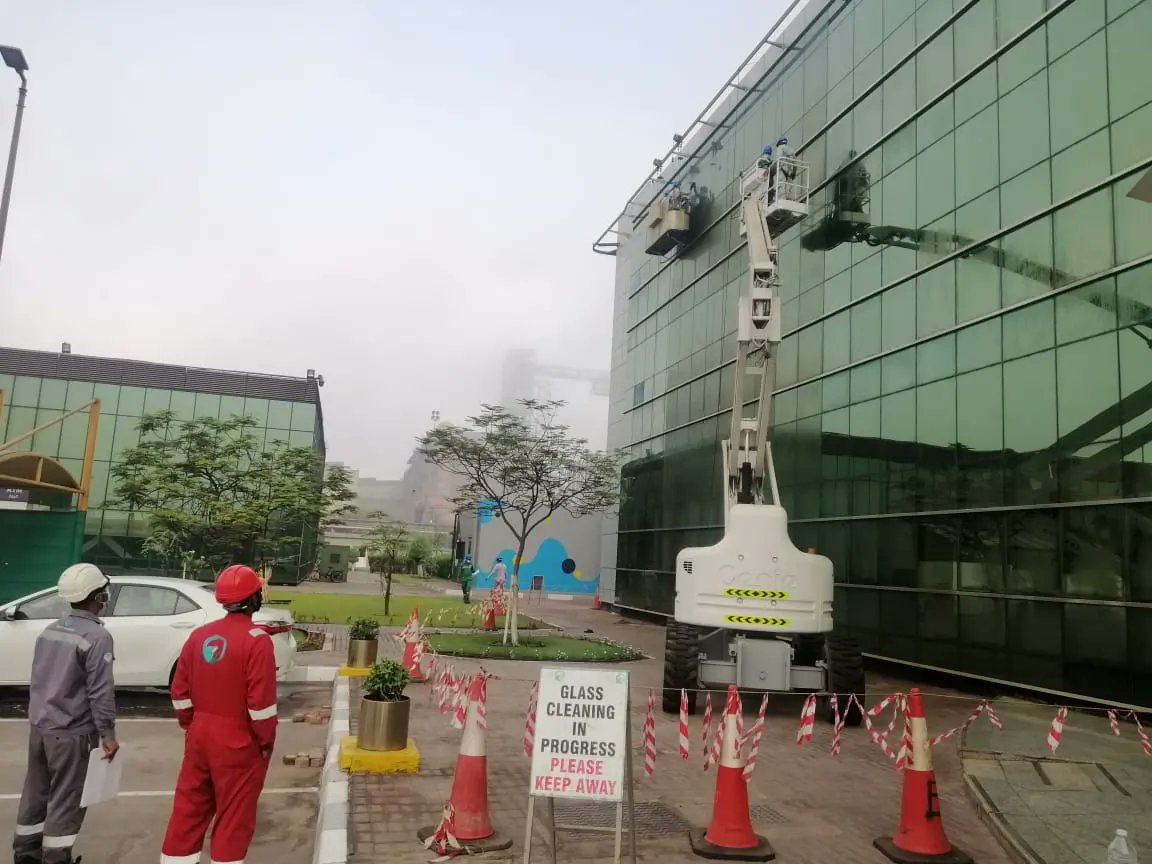 eagle_enviro's tweet photo. Professional quality cleaning with a personal touch for sparkling results!

We have been the premier cleaning company in the greater Abu Dhabi area for more than 14 years!.

 ☎️024481500
Find our website :- https://t.co/IkoweOfJNF

#Eagle #Cleaningservices #Glasscleaning https://t.co/xpVhm4GD8V