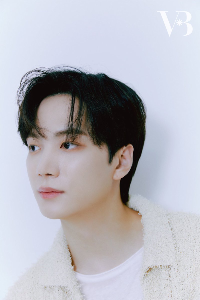 (❤️) จงฮยอนจาก your VIBES ค่ะ

🔗yourvibes.co.kr/?p=26024
#김종현 #KIMJONGHYEON