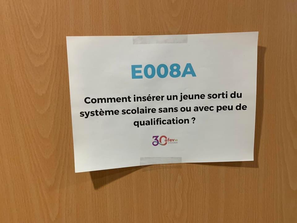 jericsende's tweet photo. Deux jours aux universités d’été de l’@AfevFrance où j’ai exposé le sport comme outil incontournable pour l’insertion des jeunes sortis du système scolaire sans ou avec peu de qualification #Universitedete #Amiens #Insertion #Accompagnement #Engagement #Humanite https://t.co/fPwCWI0n69