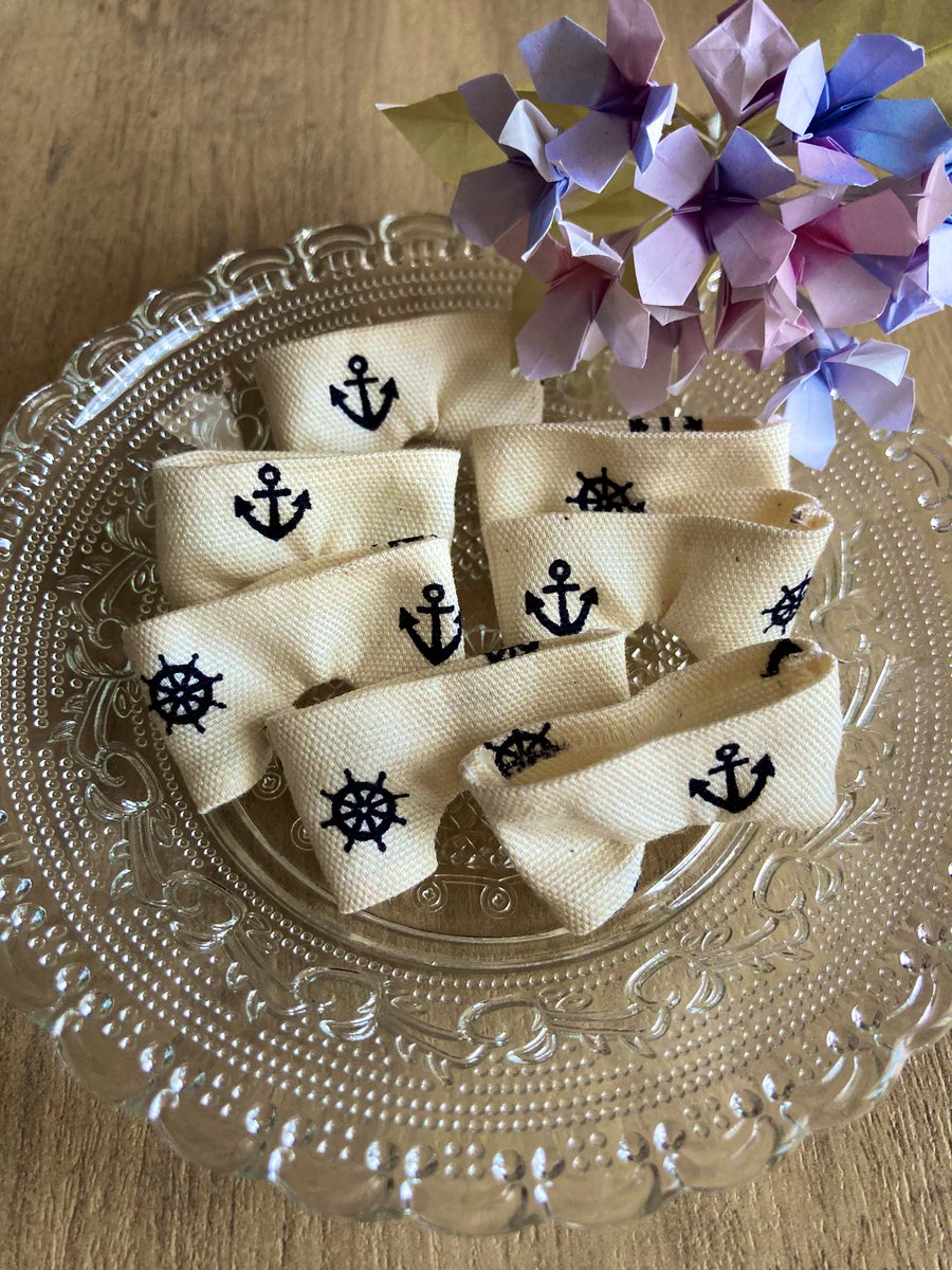 mist105_'s tweet photo. こんな時間の告知で恐縮ですが、マリン柄⛵️のズボンができました…！
8月ぐらいまで販売していきたいと思います！！💪

本日20時ごろBOOTHにて販売したいと思います！
もしよろしければ〜！ https://t.co/nFTaXvp0oV