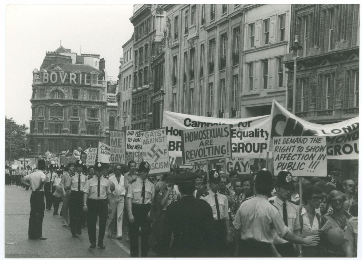 50 years ago, #OnThisDay the UK Gay Liberation Front organised England's first Gay Pride. 🏳️‍🌈

2,000 men and women marched down Oxford Street to Hyde Park for a public picnic. ➡️ bit.ly/39Ufx2v

This photograph captures London's 1974 Gay Pride march.