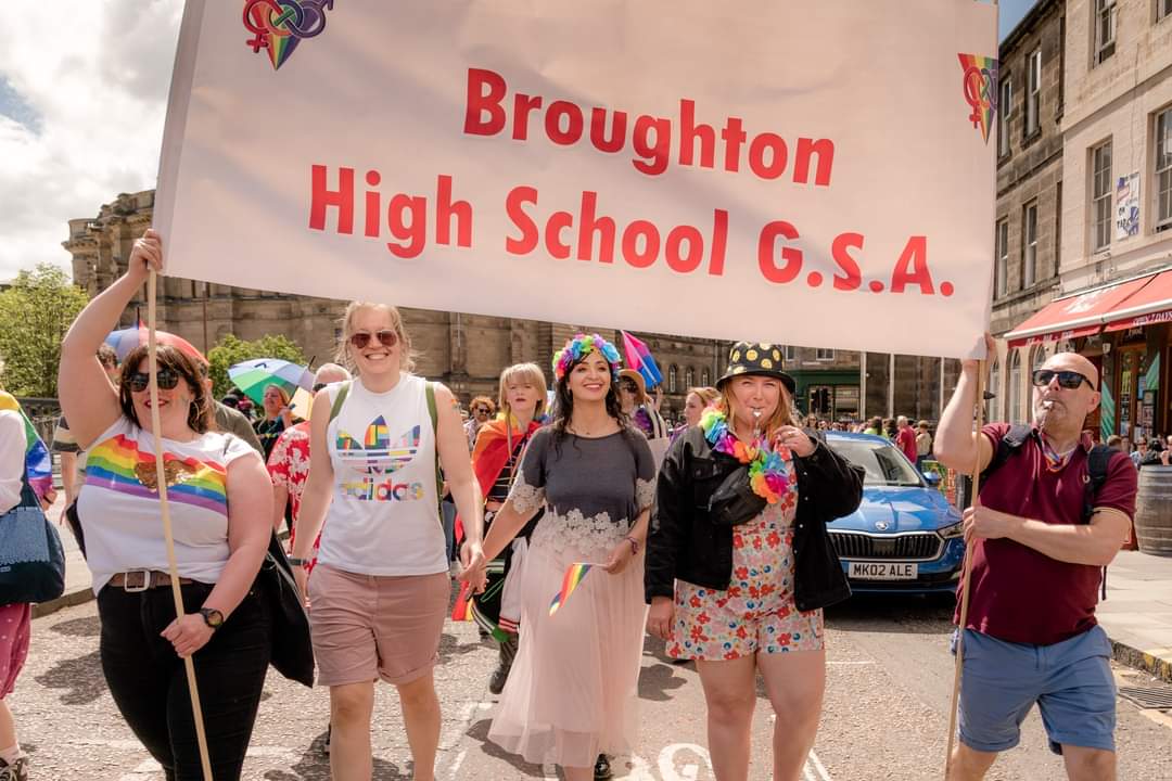 bro_gsa's tweet photo. Bro-Pride Teachers!
#Broughton #BroIntegrity #BroInclusion #BroRespect https://t.co/xjIyVGqMh7