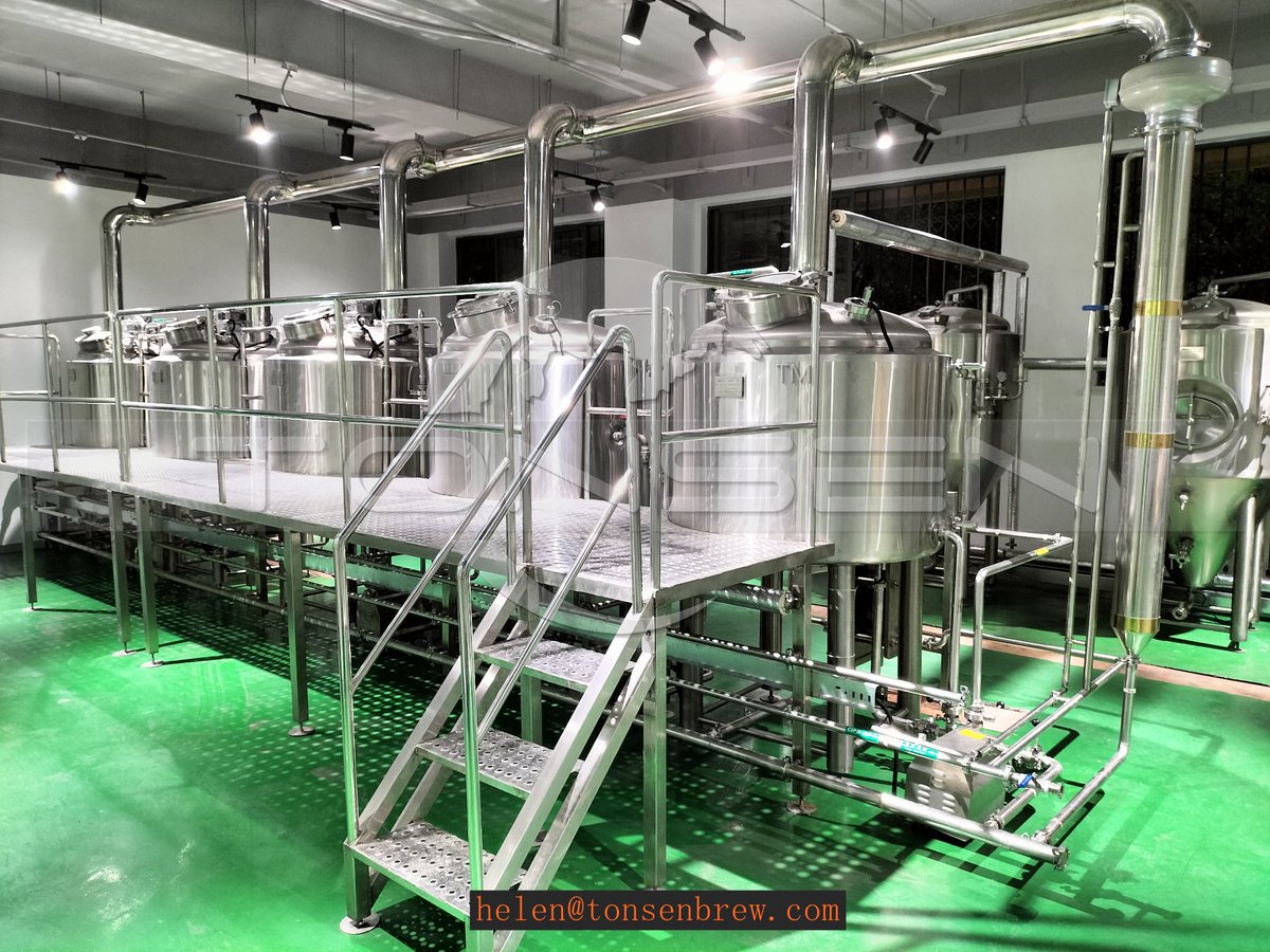 HelenLiu2018's tweet image. Pilot brewery, brewhouse with five vessels, rice tank+mash tank+lauter tank+kettle tank+whirlpool tank.  
Mail : helen@tonsenbrew.com
WhatsApp: +86 153 1556 2731
#tonsen #Unitanks #Beerbrewery #universitybeer #beerteach #pilotbrewery #beerbrewing #craftbeer #beerfactory #brewery