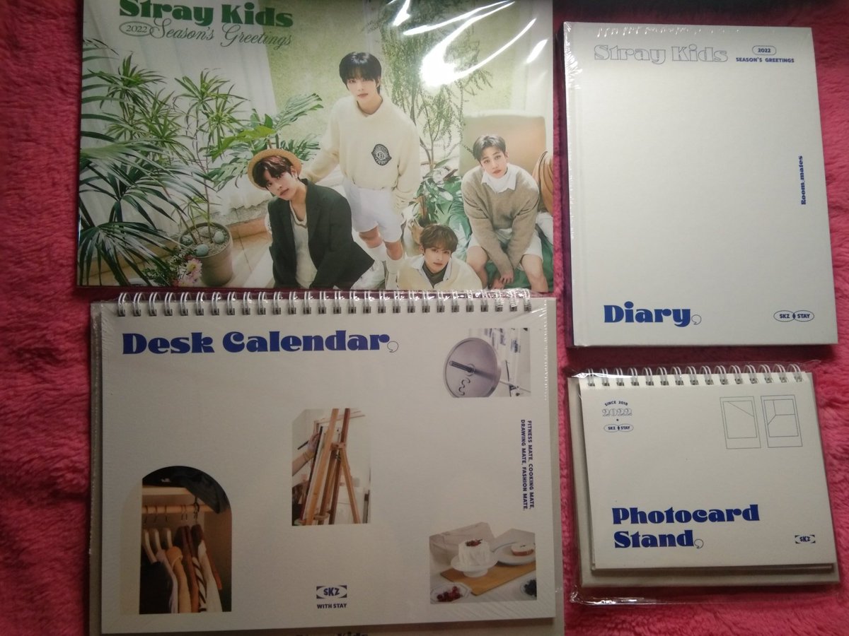 375cartph's tweet photo. wts lfb ph 

stray kids 2022 seasons greetings unsealed set 

link:
https://t.co/iHsGee1OlI

inclu: outbox diary mini &amp; desktop calendar magnet set poster photocard stand memo pad sticker 
📍INCLUSIONS ARE ALL SEALED 

GET THEM ALL FOR ONLY 550 PHP ✨ https://t.co/M2QsWgqOsQ