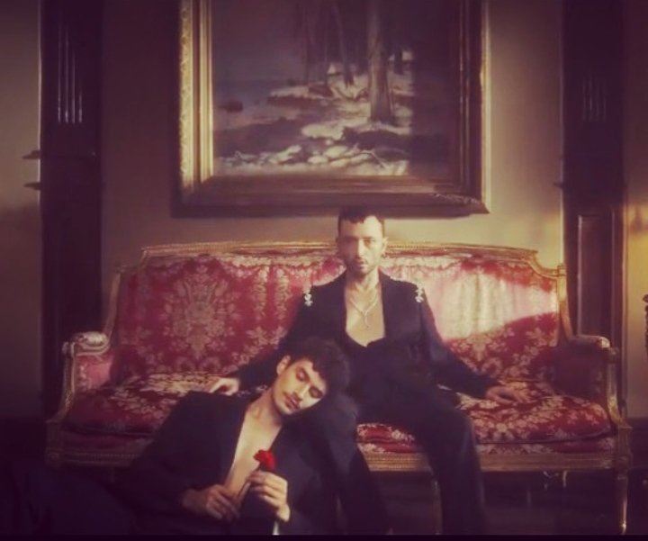 Lut kavmi helak olurken buna göz yumanları da yanında götürdü.

İb*neliğin bu topraklarda normalleşmesine müsade etmeyeceğiz! #MabelMatizHaddiniBil