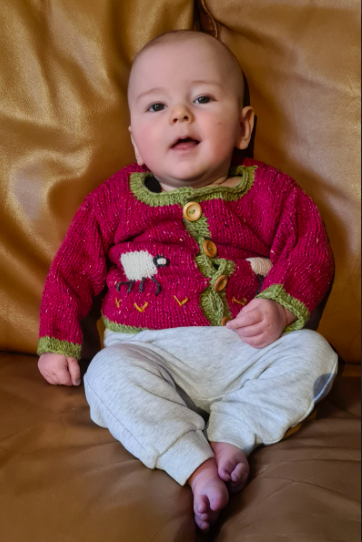 JDillonKnitwear's tweet photo. Merino Wool is especially well suited to keep Babies comfortable and warm while preventing overheating. The soft, breathable fabric creates a cosy, nurturing  feeling.
#babyclothes #babystyle #babygift #ecobabyclothes #merinowool #juliedillonknitwear https://t.co/j17h3PFidS