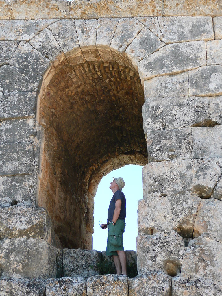 Educo_gratis's tweet photo. Desde el año 3 de nuestra era y hasta 2005 que se hizo peatonal, el Puente julián ha permitido el paso a viajeros por la Vía Domitia a su paso por el río Cavalón, en Apt #Francia 

Sus formas serenas pueden hacer olvidar su longidos de 80 m, y la luz del arco prrincipal, 46 m. https://t.co/L39ge3efZj