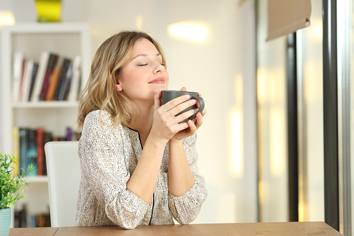 J_ChildPsycho's tweet photo. Study: Young rats who consumed the rat-sized equivalent of caffeine in 3-4 cups of coffee daily experienced reduced deep sleep and delayed brain development. Caffeine impacts development by disrupting the formation of key connections in the brain.
#caffeineaddiction #mentalhealth https://t.co/7xofn2ymxl