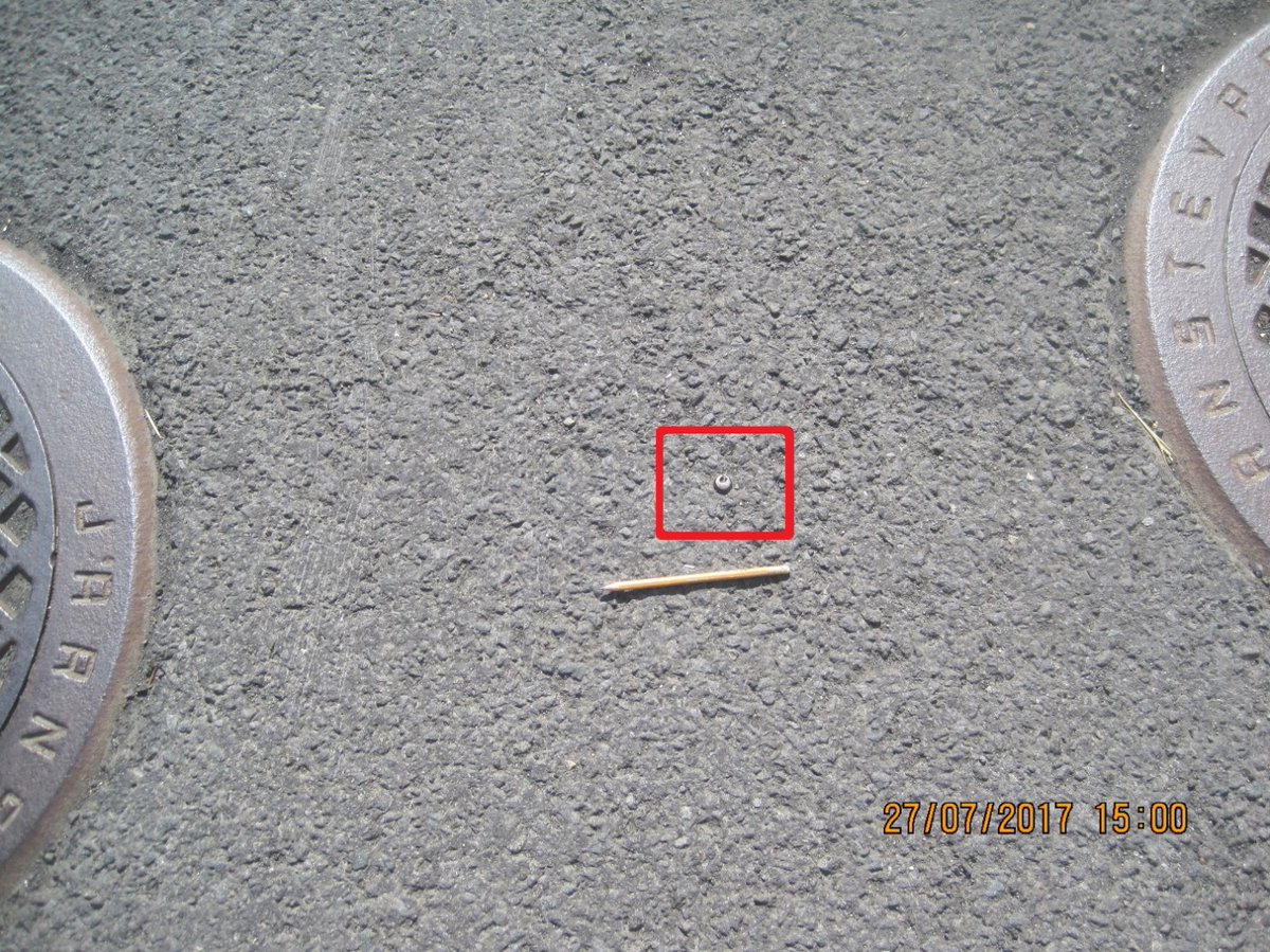 Fastmerki 34/2210

Í MALBIKI MILLI BRUNNA HJÁ VESTURHÚSUM 8

openstreetmap.org/?mlat=64.13599…