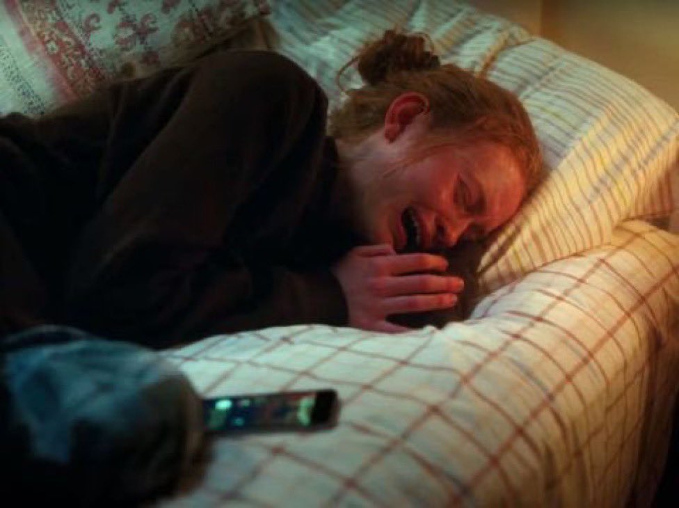 mymadster's tweet photo. st vol 2 spoilers 

-

yeah no when lucas screamed erica help i actually fucking lost it and then dustin crying over eddie’s body i dont think i have any tears left in my body to cry https://t.co/tFRhGFulQI