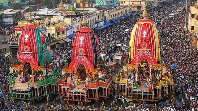 One of the #Oldest #ChariotProcession in the World.
The construction of the chariots starts on the auspicious occasion of Akshaya Tritiya. Approximately 1,400 carpenters are employed every year to build the three chariots.

#ChariotFestival2022
