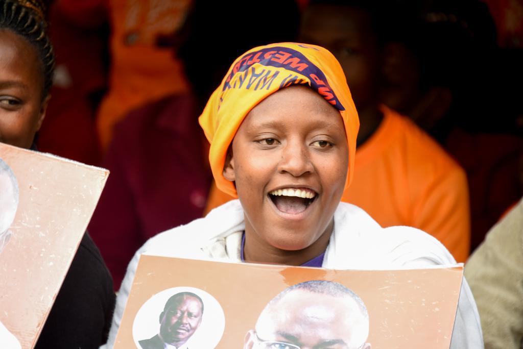 baba_cares's tweet photo. Abagusii ba Westlands Constituency banchire omong'ina @EstherPassaris netaya agenderere emiaka ende etano.
"Rora eee Passaris ominto, igare maridadi". https://t.co/Jyui6dYCU9