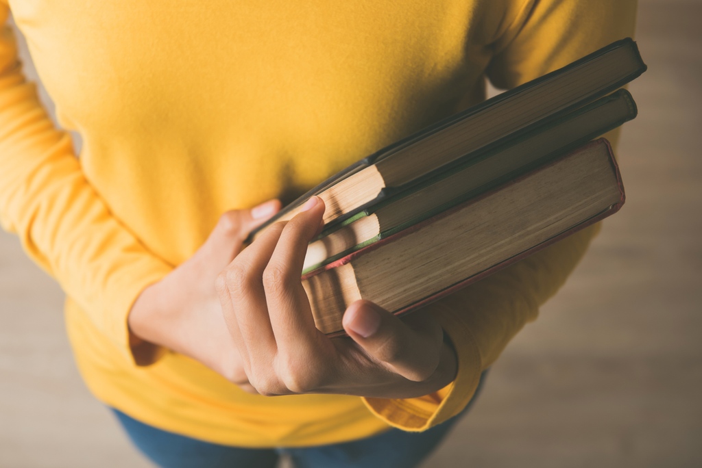 With a new semester just around the corner, it's time to consider all your options. 

Our Wellness team can guide you through support options,  including Educational Support Loans to assist with the cost of textbooks 📚⁠

👉🏼 Visit bit.ly/3JeJZQP for details.