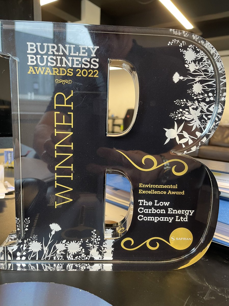 A great night. Some of Burnley’s finest #BBAW2022 , and came home with this. We have a brilliant team <a href="/LowCarbonEnCo/">Low Carbon Energy</a>