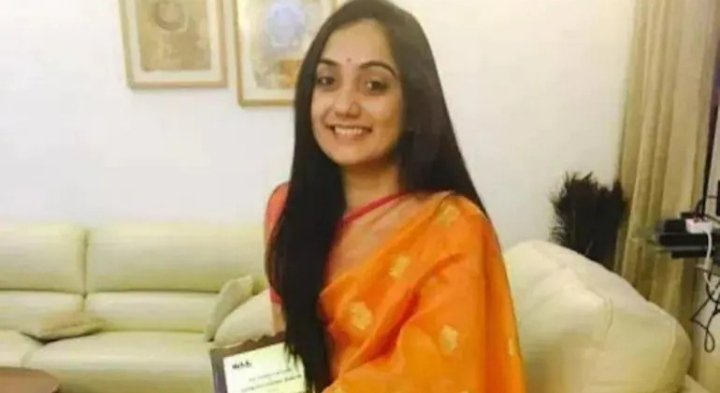 hindu_16's tweet photo. सुप्रीम कोर्ट के हिसाब से उदयपुर के घटना के लिए  नुपूर शर्मा जिम्मेवार है! तो जज साहब अब लगे हाथ यह भी बता दीजिए की मुंबई 26/11 हमले के लिए कौन जिम्मेवार था!? दो अलग-अलग धर्मों के लोगों के लिए अलग-अलग कानून!? ऐसा क्यों!?
@SCJudgments

#SupremeCourtIsCompromised
  #NupurSharama https://t.co/bYURaLUhew