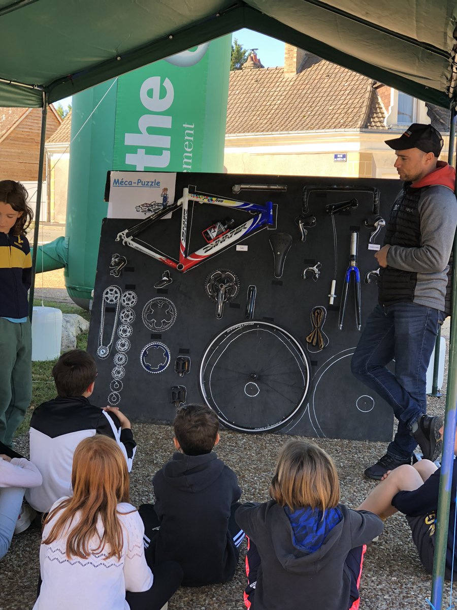 Animation Du Vélo pour Elles à Brette les Pins avec le club de @BretteSportif 

#teamelles #teamellesdeveloppement #brettelespins #sarthe #cyclisme #velo