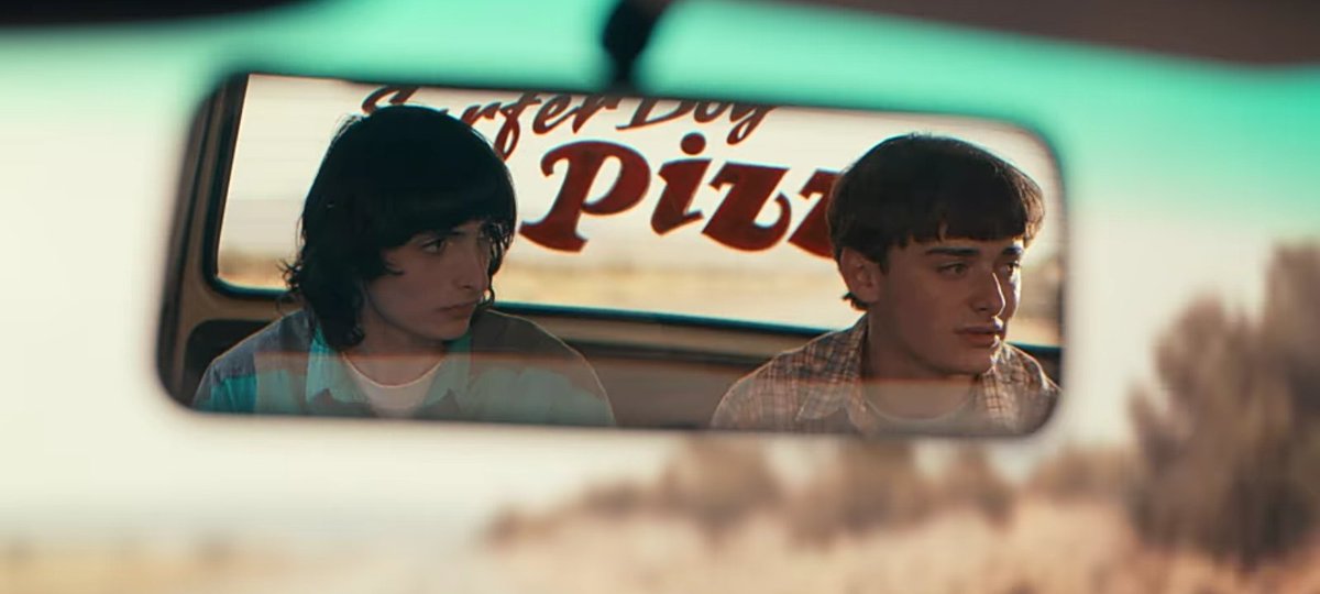 reblmoon's tweet photo. Will trying to come out this shit really broke me #StrangerThings4 https://t.co/AzyfDdJP3i