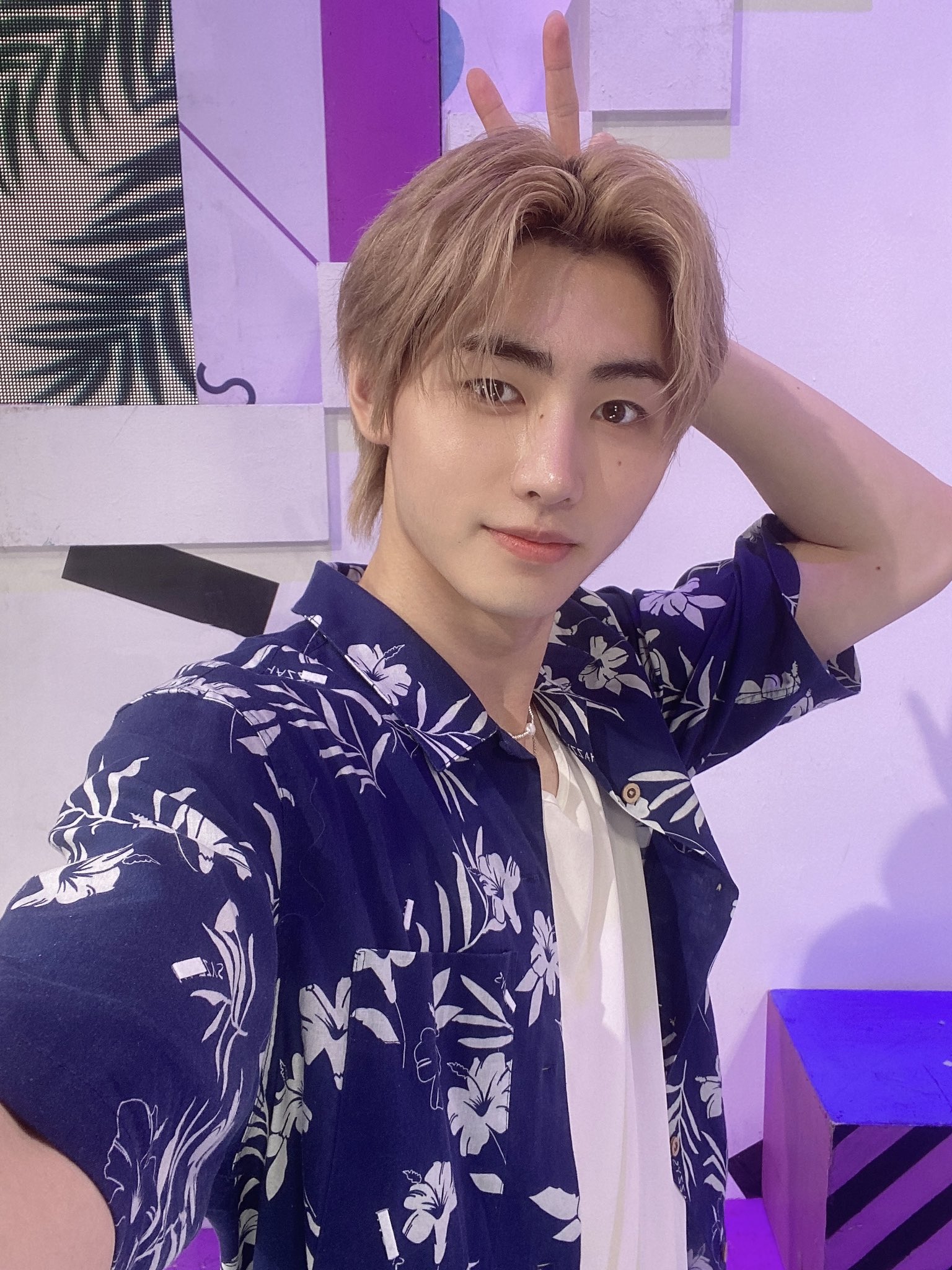 FWkQl-BaMAAbk3H?format=jpg&name=large