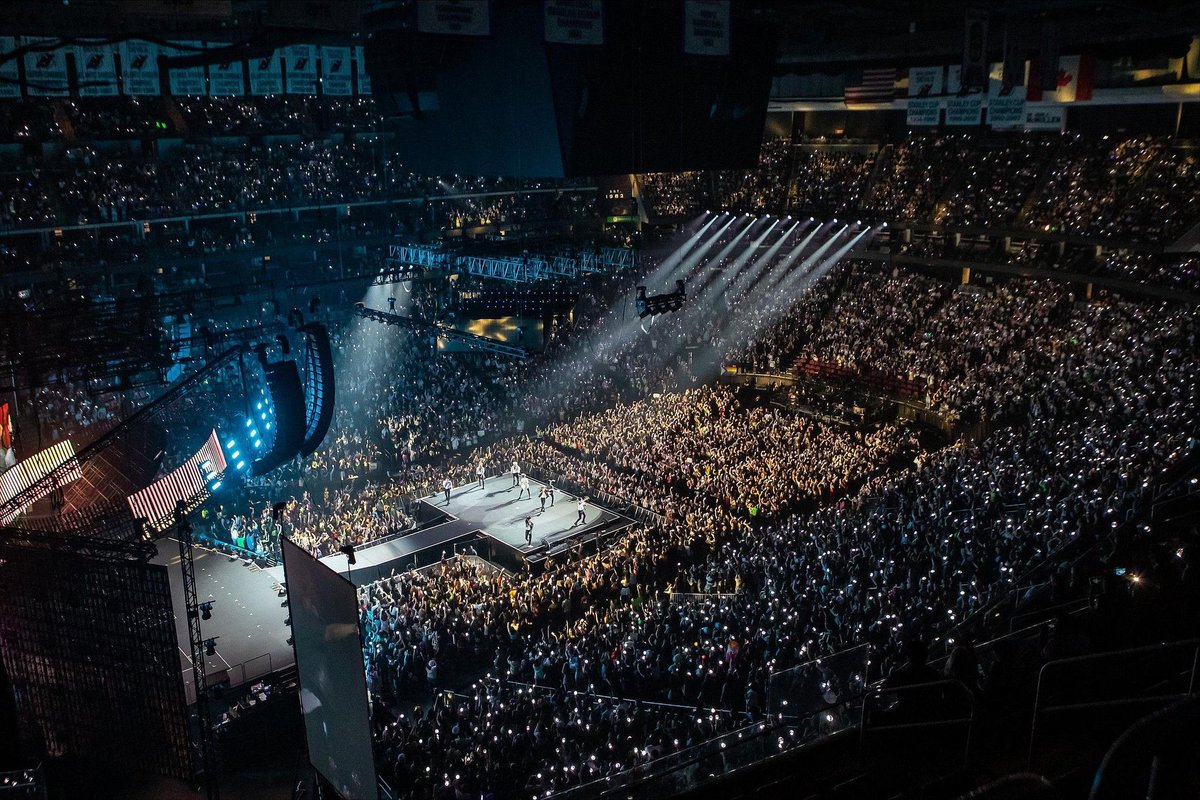this already looks fucking insane i cant believe this isn’t the biggest arena skz are gonna be performing at 😭