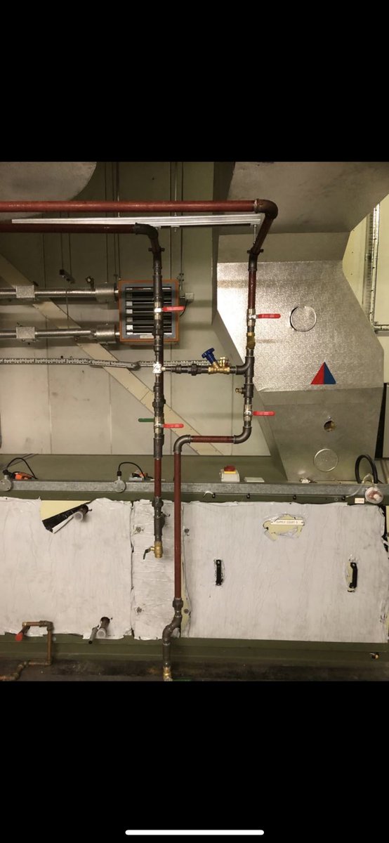 PeacewardS's tweet photo. 1 of 20 #AHU coil re pipes at harrow crown court #pipework #steel #peaceward #mechanical https://t.co/E4mh38S1Wr