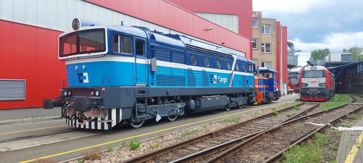 Na konci července se lokomotivní park <a href="/CDCargo/">ČD Cargo, a.s.</a> rozroste o lokomotivu 753.741. V současné době probíhá v <a href="/CZ_LOKO/">CZ LOKO</a> její unifikace s ostatními našimi stroji. Předběžně počítáme s jejím nasazením na Ostravsku.