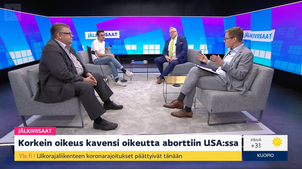 Jotenkin sellainen olo, että tätä aborttioikeudesta keskutelleiden joukkoa olisi voinut vielä jotenkin kehittää. En vain saa päähäni miten. 🤔