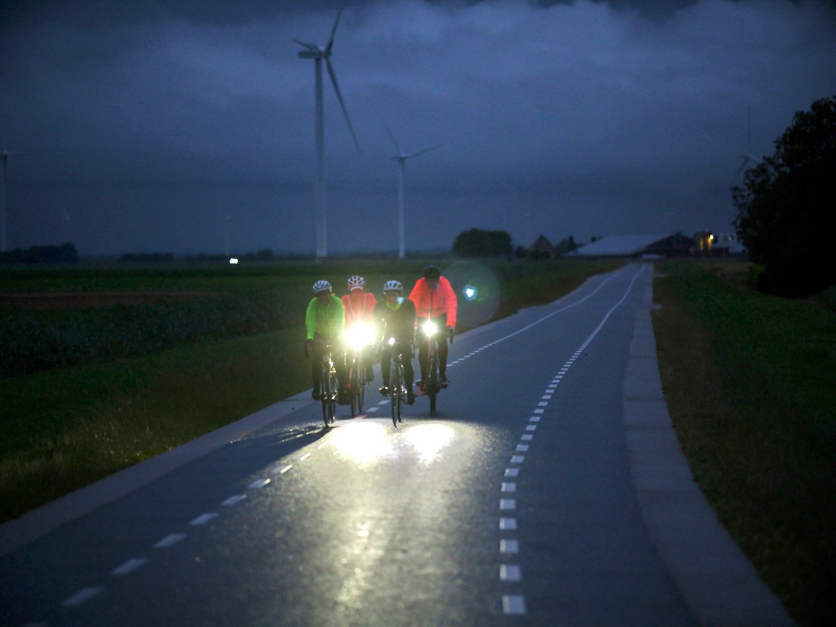 CycleforHopeNL's tweet photo. Goedemorgen! De renners hebben de eerste nacht overleefd. Nu schijnt lekker het zonnetje. https://t.co/nk878oGfMr