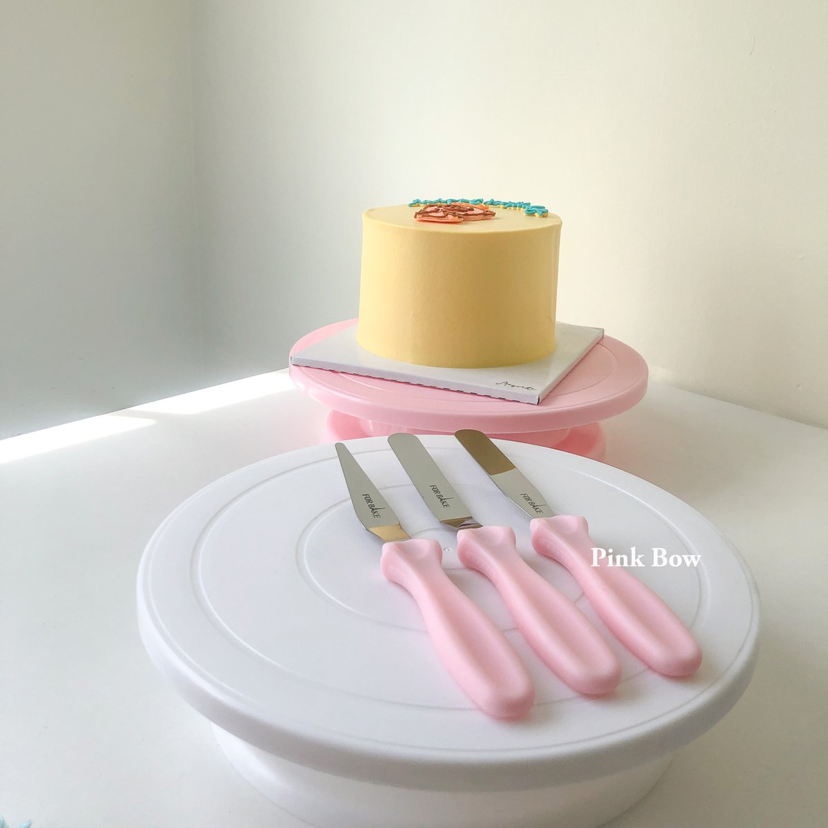 Pinkbow_cand's tweet photo. Bộ 3 dụng cụ dao chà láng bánh kem - Thép 420 cao cấp, không rỉ, bền bỉ, an toàn.

#bodungcuchalang #daochalangbanhkem #dungculambanhkem #shopee https://t.co/xbVirPnaJa