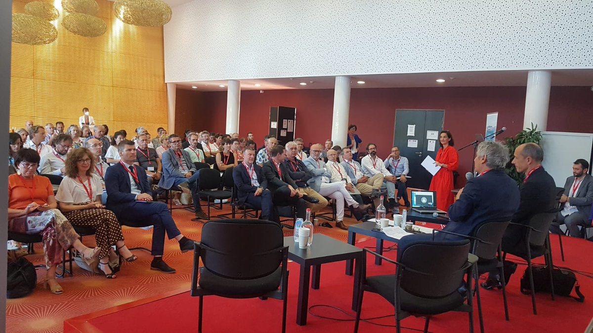 Une journée  Plan littoral 21  co-organisée avec l'Etat en présence de l'ensemble des élus du littoral et des acteurs de l'environnement. 
Définir la bonne échelle d'intervention, décider des modalités d'actions dans une approche collective et partagée
<a href="/CaroleDelga/">Carole Delga</a> <a href="/Occitanie/">Région Occitanie</a>