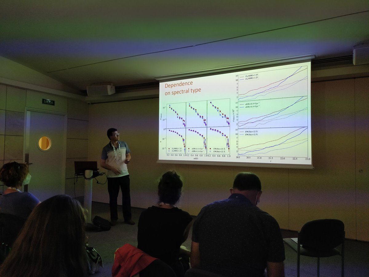 aederocl's tweet photo. Antonio Hernán Caballero #ceFca speaks about #photoz in #miniJPAS #JNEP #OAJ at @EAS_meeting #EAS2022 #EASValencia2022 https://t.co/x6k9tkGIsW