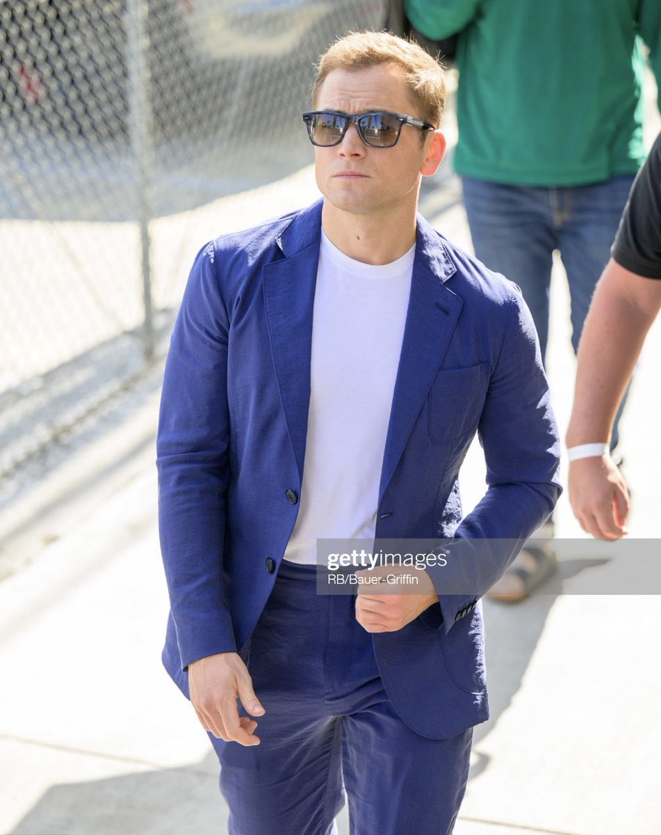 BestOfTaronE's tweet image. 💕🌻
#TaronEgerton