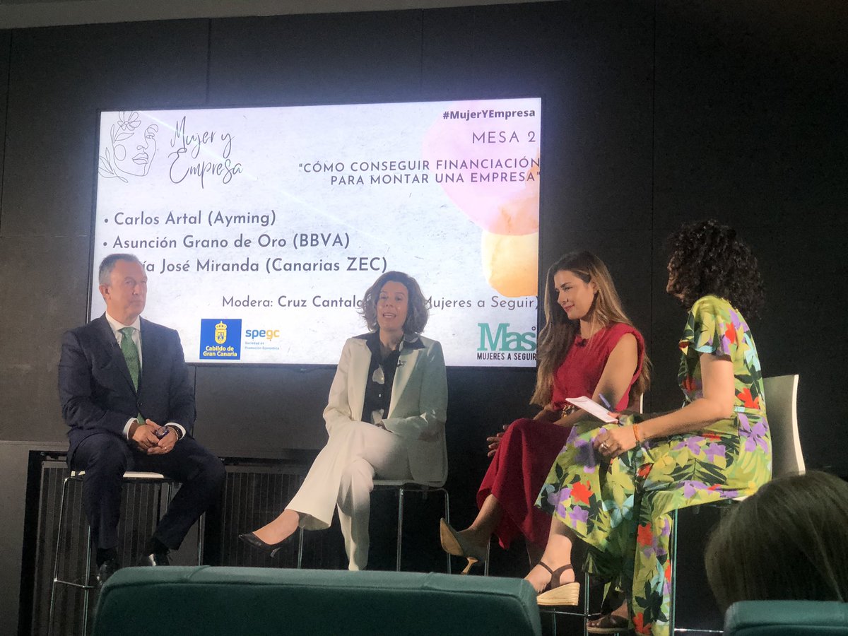 Conseguir financiación para montar un empresa .@BBVA con Asunción Grano de Oro, <a href="/ayming_es/">Ayming España</a> Carlos Artal y <a href="/CanariasZEC/">Canary Islands Special Zone - ZEC</a>  Patricia José Miranda, expertos ayudando a una audiencia deseosa de emprender !! ADELANTE 💪🏼