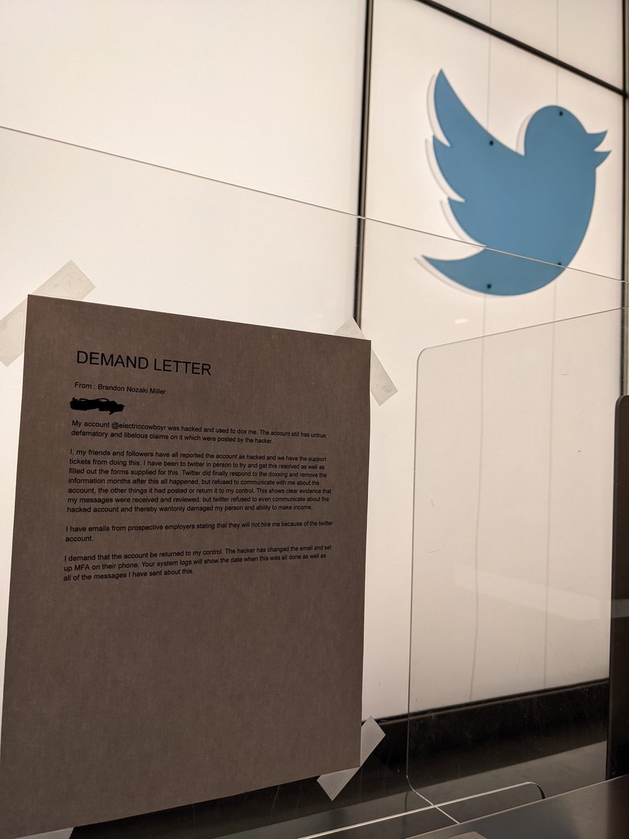 GroovesharkJuke's tweet photo. @Tyrrrz 2nd time to @TwitterSF to try and get this resolved.

@TwitterSupport @twittersecurity @paraga @TwitterSafety @TwitterComms @TwitterBlue @TwitterEng @TwitterResearch @TwitterU @TwitterData @TwitterFaith @TwitterForGood @TwitterGov https://t.co/4pAGWFgmLe