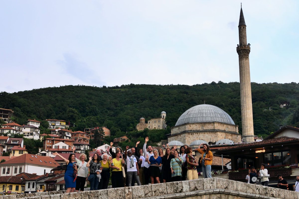 Our meeting was good, but seeing everyone live was the best. Some of us met for the first time after collaborating for more than two years in this project!

#groupcare1000   #kujdesinëgrup #Prizren