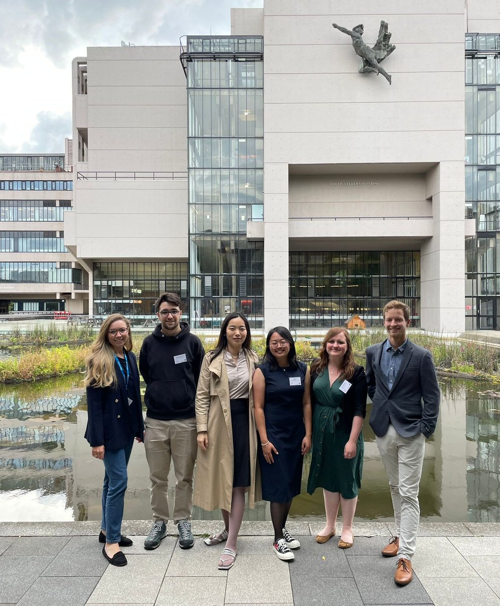 SirOmics's tweet image. I had a great time (and many coffees) with my UCL buddies at #BHF4YPhD2022 Can't wait for next year's!