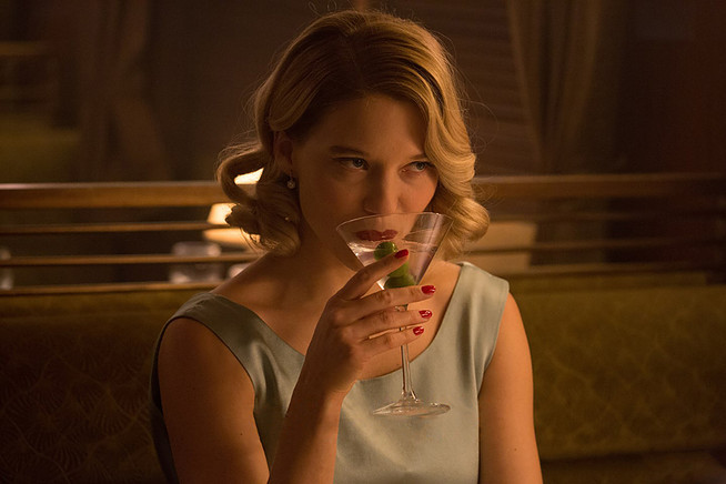 Happy Birthday to the one and only Léa Seydoux. 