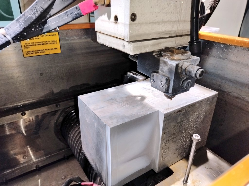 InQube_CubeSat's tweet photo. There's an #update to our project. InQube's machining has been started. Thanks to CWS at @IITJammu for the kind help. 

For geeks info, the structure will be milled out of an Al6061 aluminum block. Stay tuned for more details :) https://t.co/z0QkpfekTG