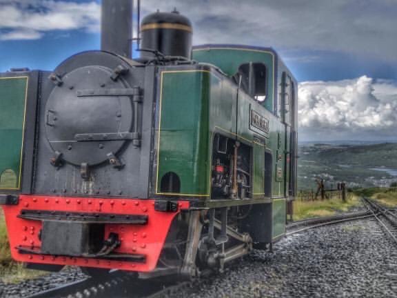 test Twitter Media - Steam loco no.5 Moel Siabod on a test run yesterday 🚂

#Snowdon #Snowdonia #steam #locomotive #Engineering #NorthWales #Walesadventure #visitwales #Victorian https://t.co/g1CKU8Os9R