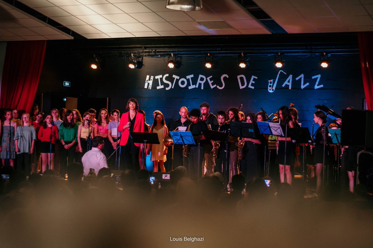 #Histoire d’une belle aventure, le spectacle Histoires de #Jazz. Un concert construit autour des élèves de la #chorale et de l’#OAE du #college #le_dinandier de Villedieu-Les-Poëles-Rouffigny. #PEAC #Emcc #edmus #AcNormandie <a href="/Orchestreecole/">Orchestre à l'École</a> <a href="/EmccCaen/">EMCC Académie de Normandie</a>
