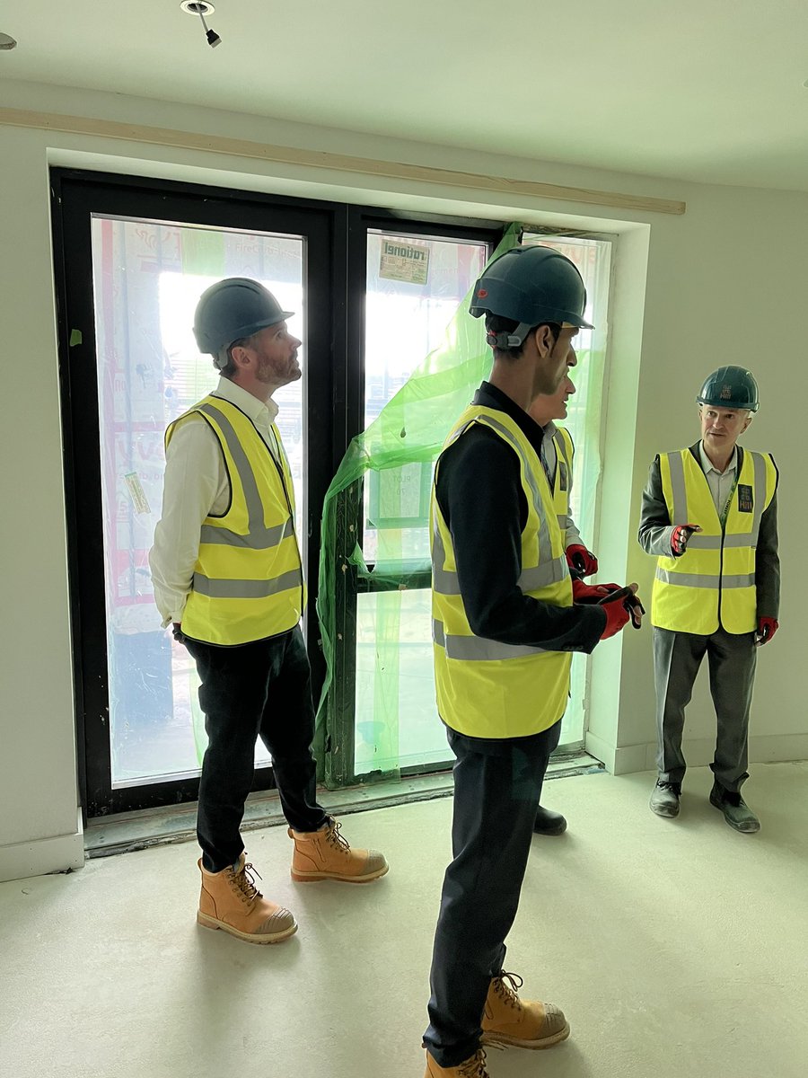 SardAdam's tweet photo. Deputy Mayor of London, Tom Copley, visited Juniper House yesterday to look at the Net Zero Carbon elements and the affordable accommodation.
#stacellp #lbwf #juniperhouse #london #housing https://t.co/GMdMFnQCv0