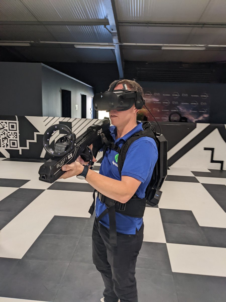 Superbe expérience avec l'équipe <a href="/AgriVitech/">AgriVitech</a> chez <a href="/EvaReims51/">EVA Reims</a> 🔫🤖🧟