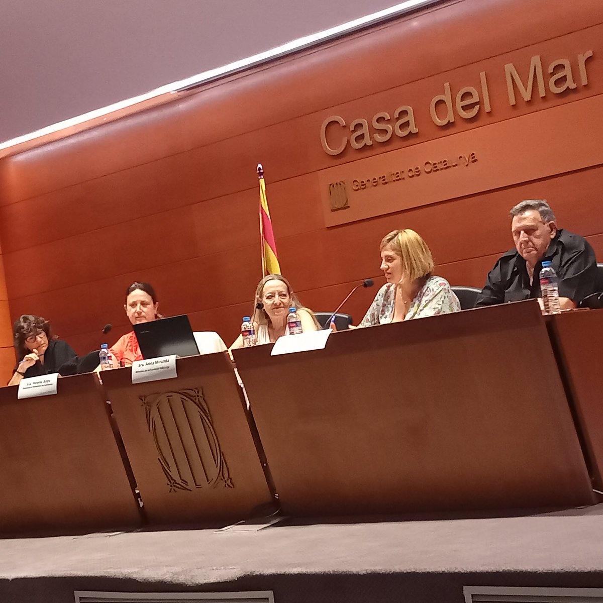 LaFAVIBC's tweet photo. Inici de la Conferència Dones i Cultura a la IV JORNADA #SEFORA a càrrec de Teresa González,
4ª. Tinent d’alcaldia i regidora de l’àmbit de territori, habitatge, esports i salut de l’Ajuntament
de Badalona.
#viuelsbarris
@gencat @diba @xarxaomnia @LaFAVIBC https://t.co/fhejx8B1Yc