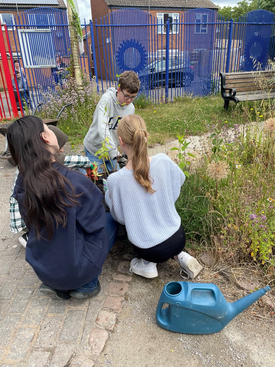 Community Action at Nottingham High School tweet media