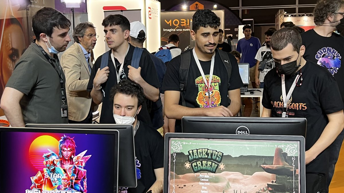 ESAT_Valencia's tweet photo. Preparados para jugar 🎯
en @DreamHackSpain 🎮
#DreamHack2022
@_SeekingLight_ ☀️ @JacktusGreen 🌵
 @MetalBorn 🎸
@Insurrection_C 👊
https://t.co/MRYCEN60r1 https://t.co/m8oOJ0jafn