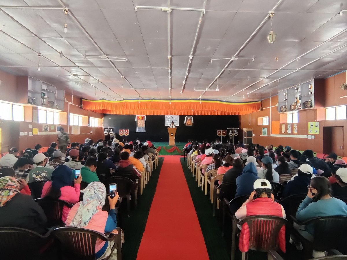 firefurycorps's tweet photo. #TrishulDivision organised #Agnipath awareness programme for community members of #Tangste. 320 Local youth participated and appreciated their education on career opportunities & avenues of growth under #AgnipathScheme #BharatKeAgniveer
#IndianArmy
@adgpi @NorthernComd_IA https://t.co/s7cnNyPB6g