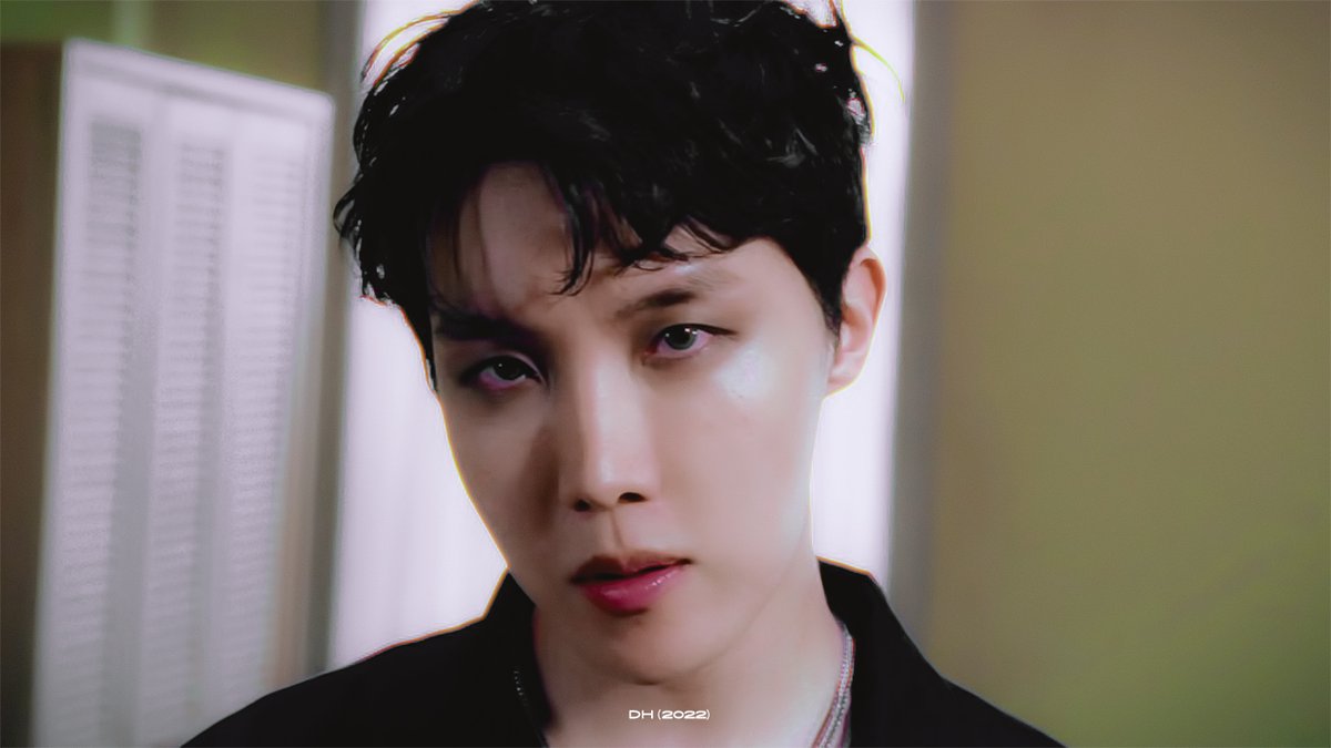 218DH's tweet image. #호석  #jhope_MORE @BTS_twt